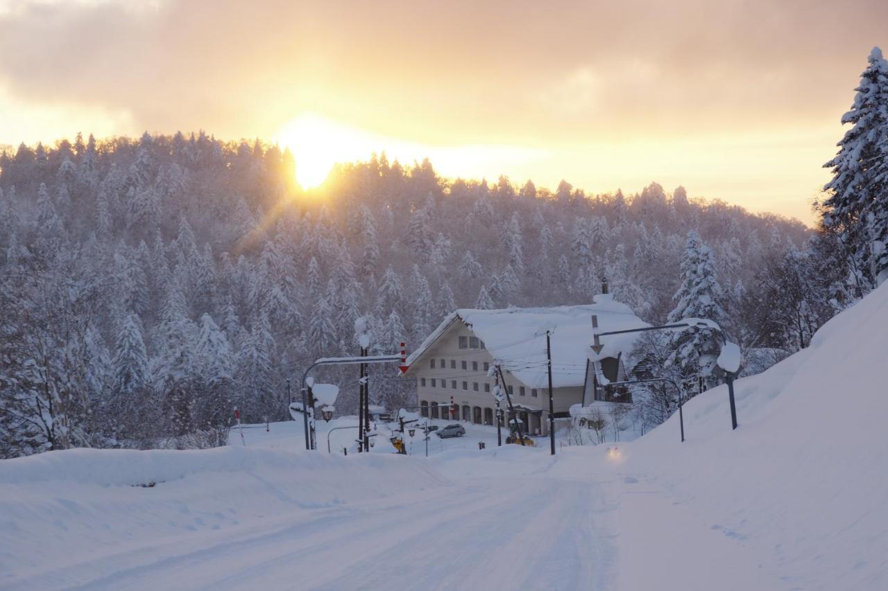 K'S House Hokkaido - Asahidake Onsen Hostel Higashikawa Екстериор снимка